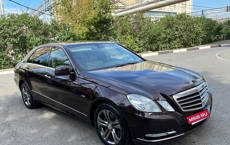 Mercedes-Benz E-Класс, 2012 год, 1 370 000 рублей, 2 фотография