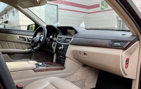 Mercedes-Benz E-Класс, 2012 год, 1 370 000 рублей, 21 фотография
