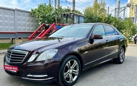 Mercedes-Benz E-Класс, 2012 год, 1 370 000 рублей, 11 фотография