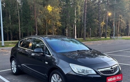 Opel Astra J, 2011 год, 710 000 рублей, 7 фотография