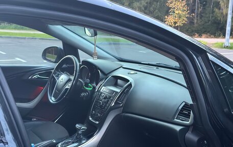 Opel Astra J, 2011 год, 710 000 рублей, 13 фотография