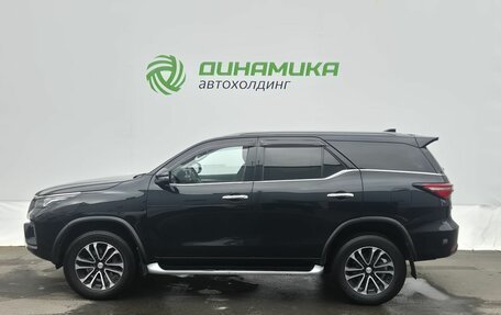 Toyota Fortuner II, 2021 год, 4 620 000 рублей, 8 фотография