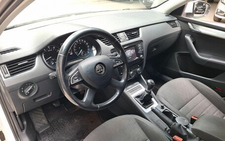 Skoda Octavia, 2014 год, 1 000 000 рублей, 17 фотография
