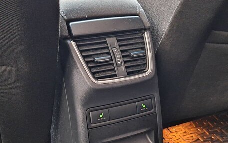 Skoda Octavia, 2014 год, 1 000 000 рублей, 23 фотография