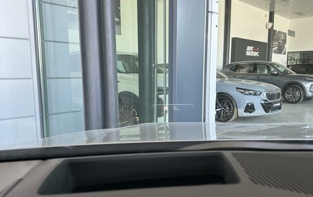 BMW 5 серия, 2025 год, 8 800 000 рублей, 13 фотография