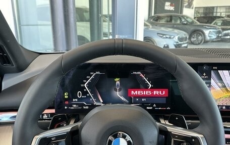 BMW 5 серия, 2025 год, 8 800 000 рублей, 12 фотография