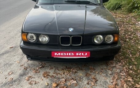 BMW 5 серия, 1988 год, 350 000 рублей, 9 фотография