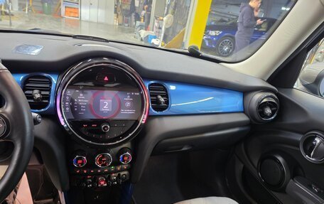 MINI Hatch, 2022 год, 3 000 000 рублей, 5 фотография
