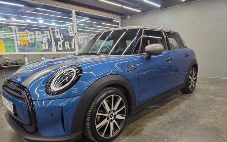 MINI Hatch, 2022 год, 3 000 000 рублей, 12 фотография