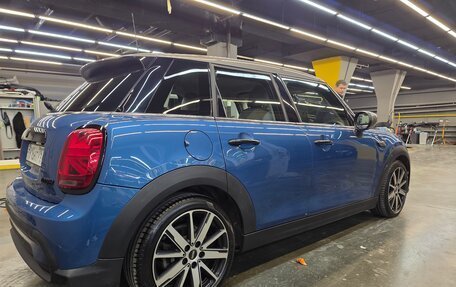 MINI Hatch, 2022 год, 3 000 000 рублей, 16 фотография