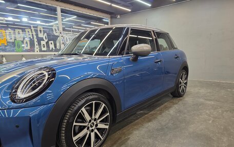 MINI Hatch, 2022 год, 3 000 000 рублей, 13 фотография