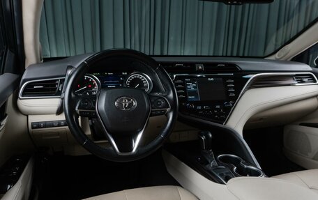 Toyota Camry, 2021 год, 3 049 000 рублей, 6 фотография