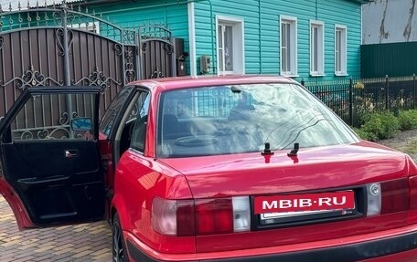 Audi 80, 1993 год, 385 000 рублей, 2 фотография