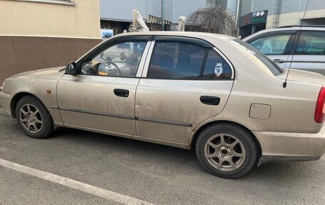 Hyundai Accent II, 2004 год, 200 000 рублей, 3 фотография