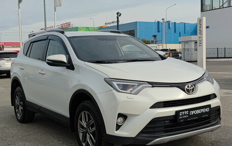 Toyota RAV4, 2018 год, 1 590 000 рублей, 7 фотография
