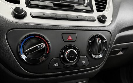 Hyundai Solaris II рестайлинг, 2019 год, 1 179 000 рублей, 10 фотография