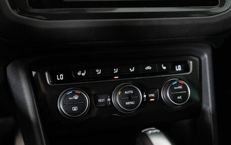 Volkswagen Tiguan II, 2018 год, 2 800 000 рублей, 12 фотография
