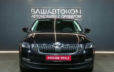 Skoda Octavia, 2018 год, 1 780 000 рублей, 2 фотография