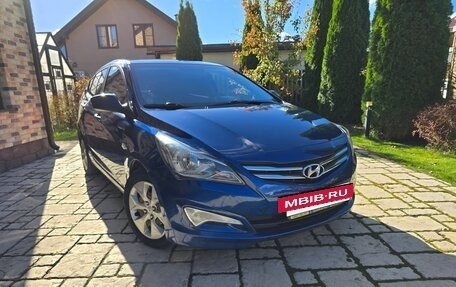Hyundai Solaris II рестайлинг, 2014 год, 850 000 рублей, 3 фотография