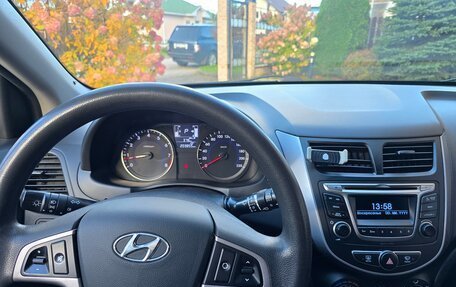 Hyundai Solaris II рестайлинг, 2014 год, 850 000 рублей, 18 фотография