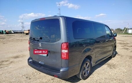 Peugeot Traveller I, 2021 год, 3 350 000 рублей, 3 фотография