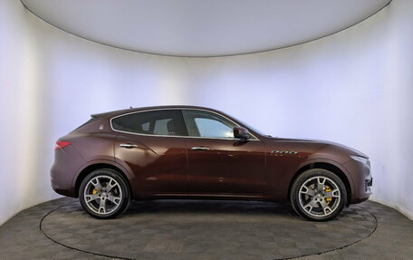Maserati Levante I, 2017 год, 4 525 000 рублей, 4 фотография