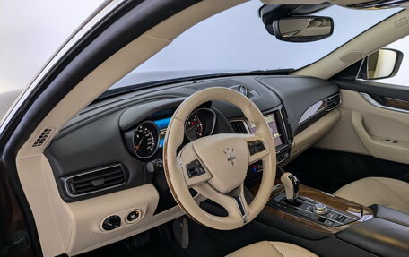 Maserati Levante I, 2017 год, 4 525 000 рублей, 16 фотография