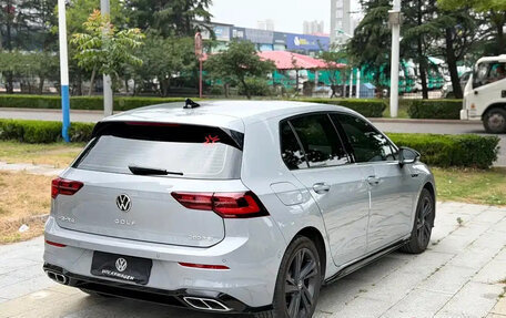 Volkswagen Golf VIII, 2022 год, 1 850 000 рублей, 4 фотография