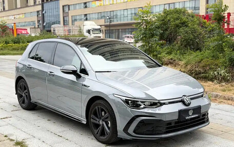 Volkswagen Golf VIII, 2022 год, 1 850 000 рублей, 3 фотография