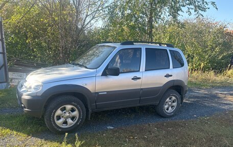 Chevrolet Niva I рестайлинг, 2011 год, 449 000 рублей, 4 фотография