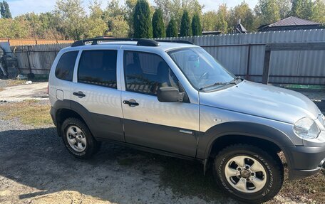 Chevrolet Niva I рестайлинг, 2011 год, 449 000 рублей, 7 фотография