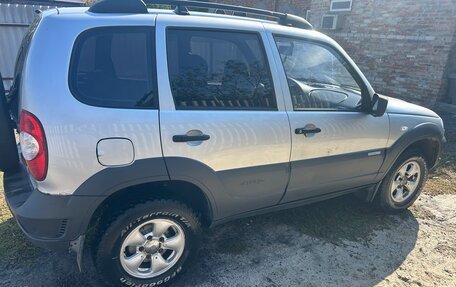Chevrolet Niva I рестайлинг, 2011 год, 449 000 рублей, 9 фотография