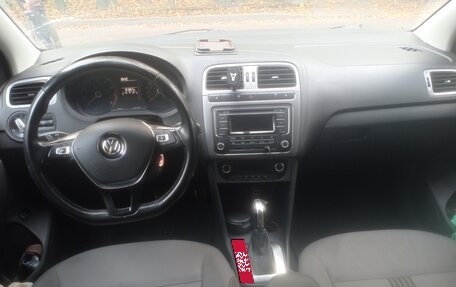 Volkswagen Polo VI (EU Market), 2016 год, 930 000 рублей, 7 фотография