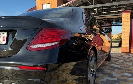 Mercedes-Benz E-Класс, 2020 год, 4 600 000 рублей, 23 фотография