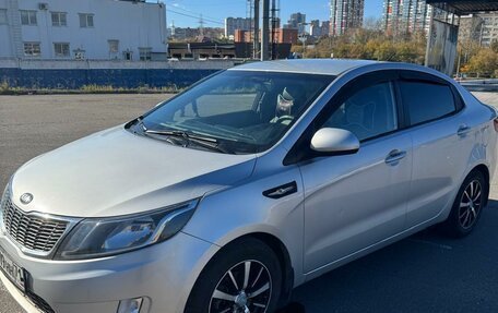 KIA Rio III рестайлинг, 2013 год, 850 000 рублей, 2 фотография