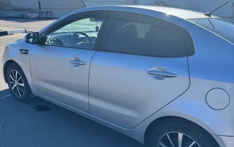 KIA Rio III рестайлинг, 2013 год, 850 000 рублей, 6 фотография