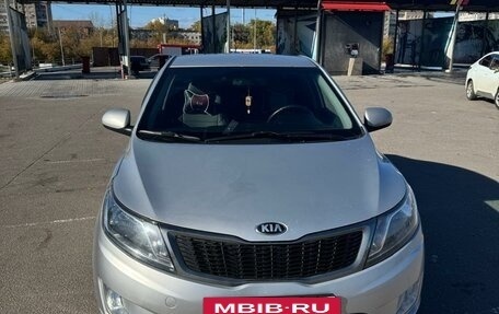 KIA Rio III рестайлинг, 2013 год, 850 000 рублей, 3 фотография
