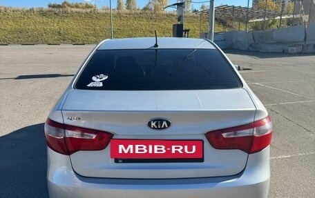 KIA Rio III рестайлинг, 2013 год, 850 000 рублей, 5 фотография