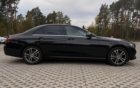 Mercedes-Benz E-Класс, 2016 год, 2 700 000 рублей, 3 фотография
