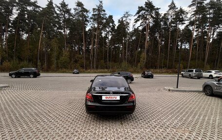 Mercedes-Benz E-Класс, 2016 год, 2 700 000 рублей, 5 фотография