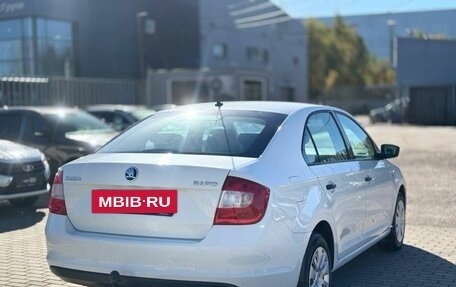 Skoda Rapid I, 2015 год, 905 000 рублей, 5 фотография