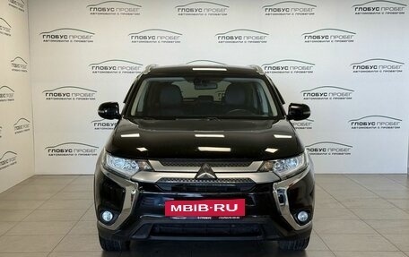 Mitsubishi Outlander III рестайлинг 3, 2018 год, 1 650 000 рублей, 3 фотография