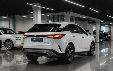 Lexus RX IV рестайлинг, 2025 год, 7 450 000 рублей, 5 фотография