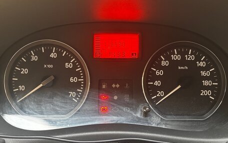 Renault Sandero I, 2012 год, 850 000 рублей, 11 фотография