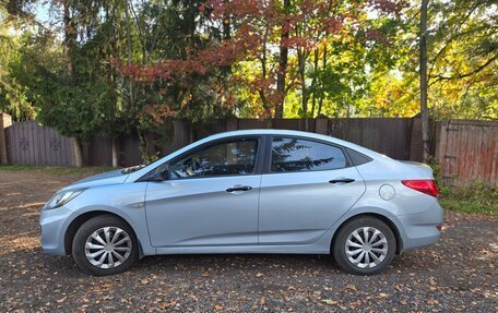 Hyundai Solaris II рестайлинг, 2012 год, 1 090 000 рублей, 3 фотография