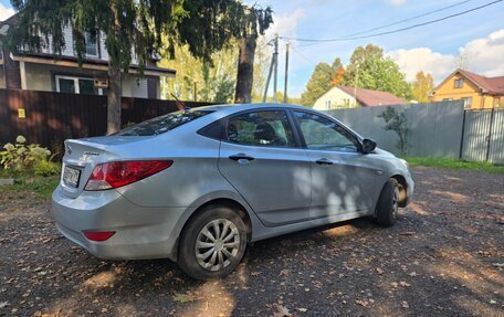 Hyundai Solaris II рестайлинг, 2012 год, 1 090 000 рублей, 5 фотография