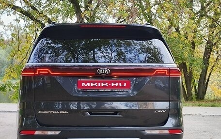 KIA Carnival, 2021 год, 3 450 000 рублей, 8 фотография