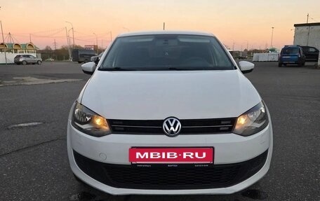 Volkswagen Polo VI (EU Market), 2013 год, 485 000 рублей, 2 фотография