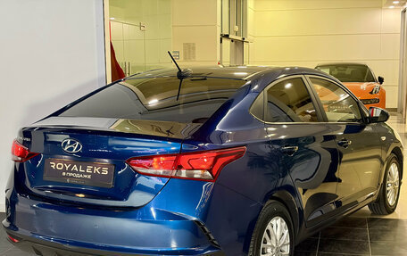 Hyundai Solaris II рестайлинг, 2021 год, 1 807 000 рублей, 6 фотография