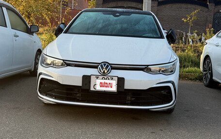 Volkswagen Golf VIII, 2021 год, 1 790 000 рублей, 2 фотография